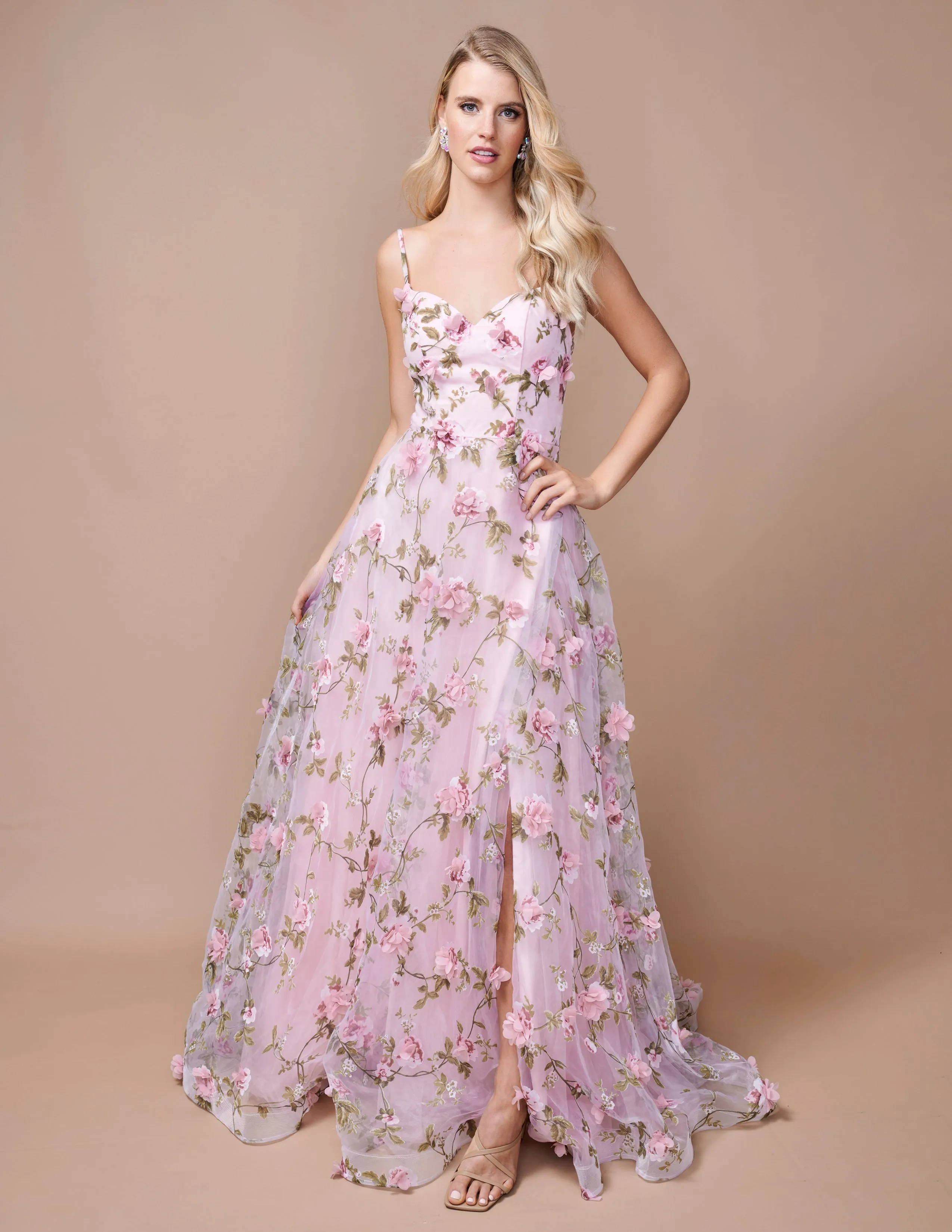 Nina Canacci 9150 Size 4, 12 Baby Blue A Line Floral Maxi Slit Prom Dress 3D Formal Gown Print V Neck Evening